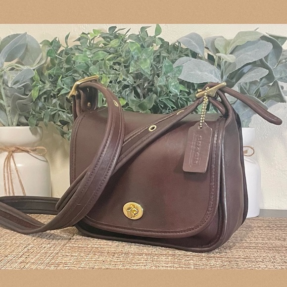 Coach Handbags - ❤️SOLD❤️Vintage Coach Mahogany Legacy Small Flap 9965